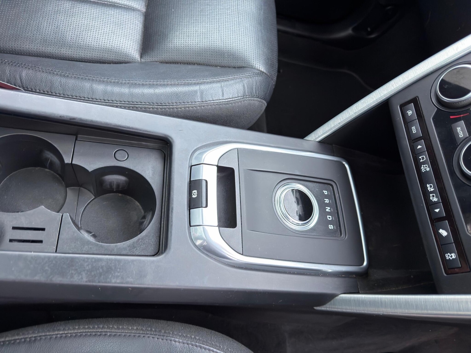 Used Land Rover Discovery Sport 2017 for sale - 77400710: Photo 13