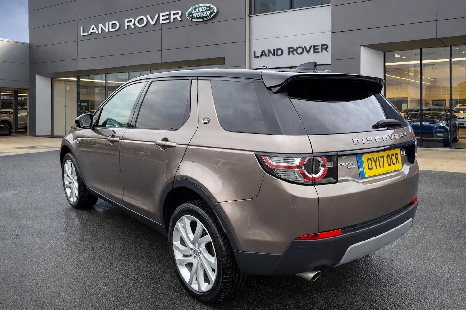 Used Land Rover Discovery Sport 2017 for sale - 77400710: Photo 4