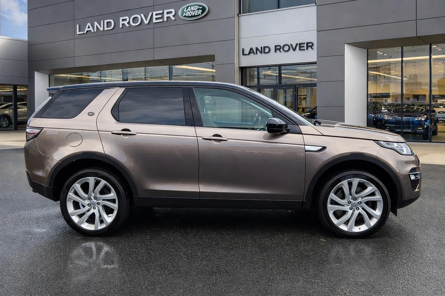 Used Land Rover Discovery Sport 2017 for sale - 77400710: Photo 7