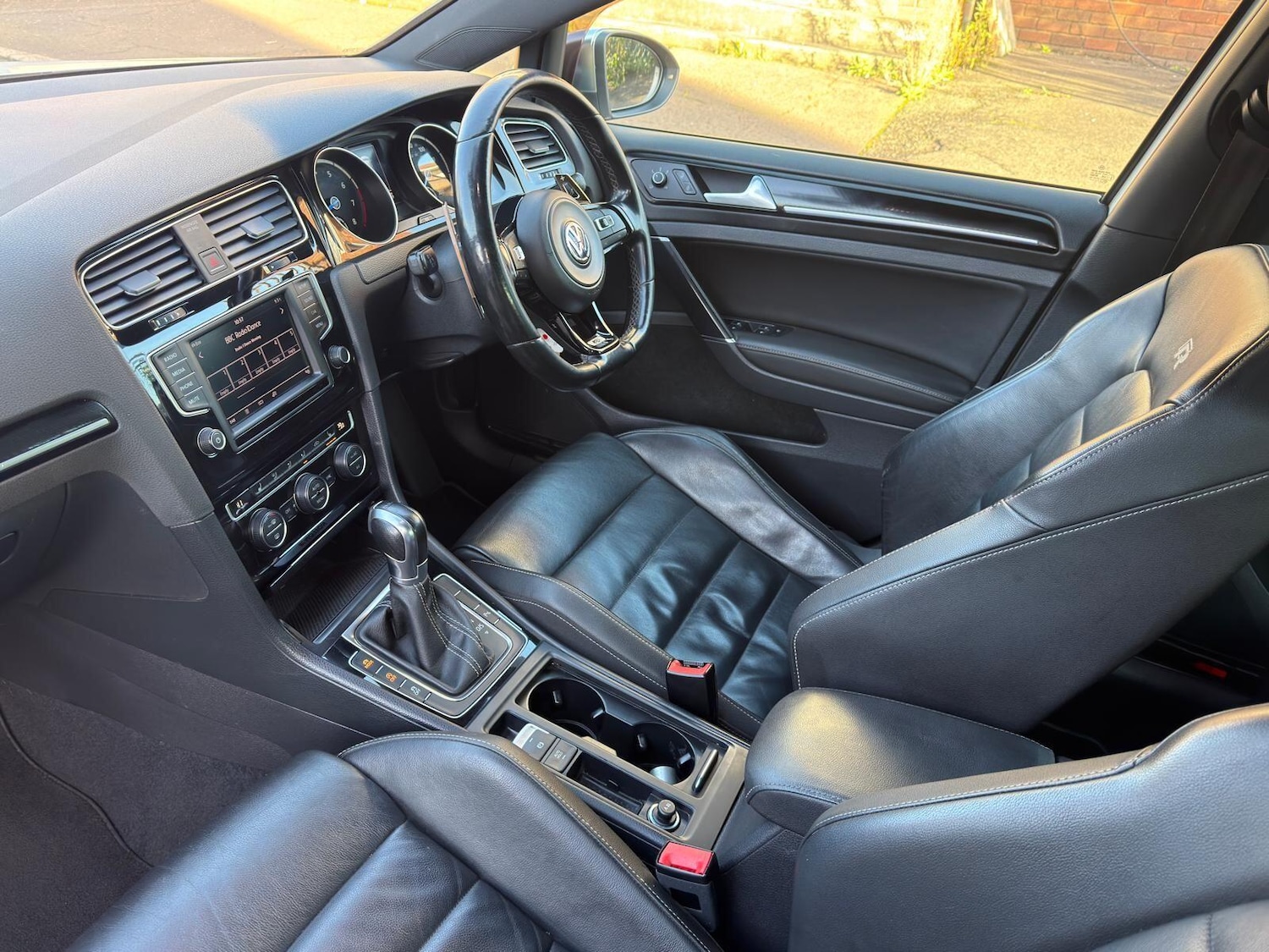 Used Volkswagen Golf 2016 for sale - 76743277: Photo 17