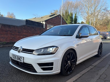 Used Volkswagen Golf 2016 for sale - 76743277: Photo