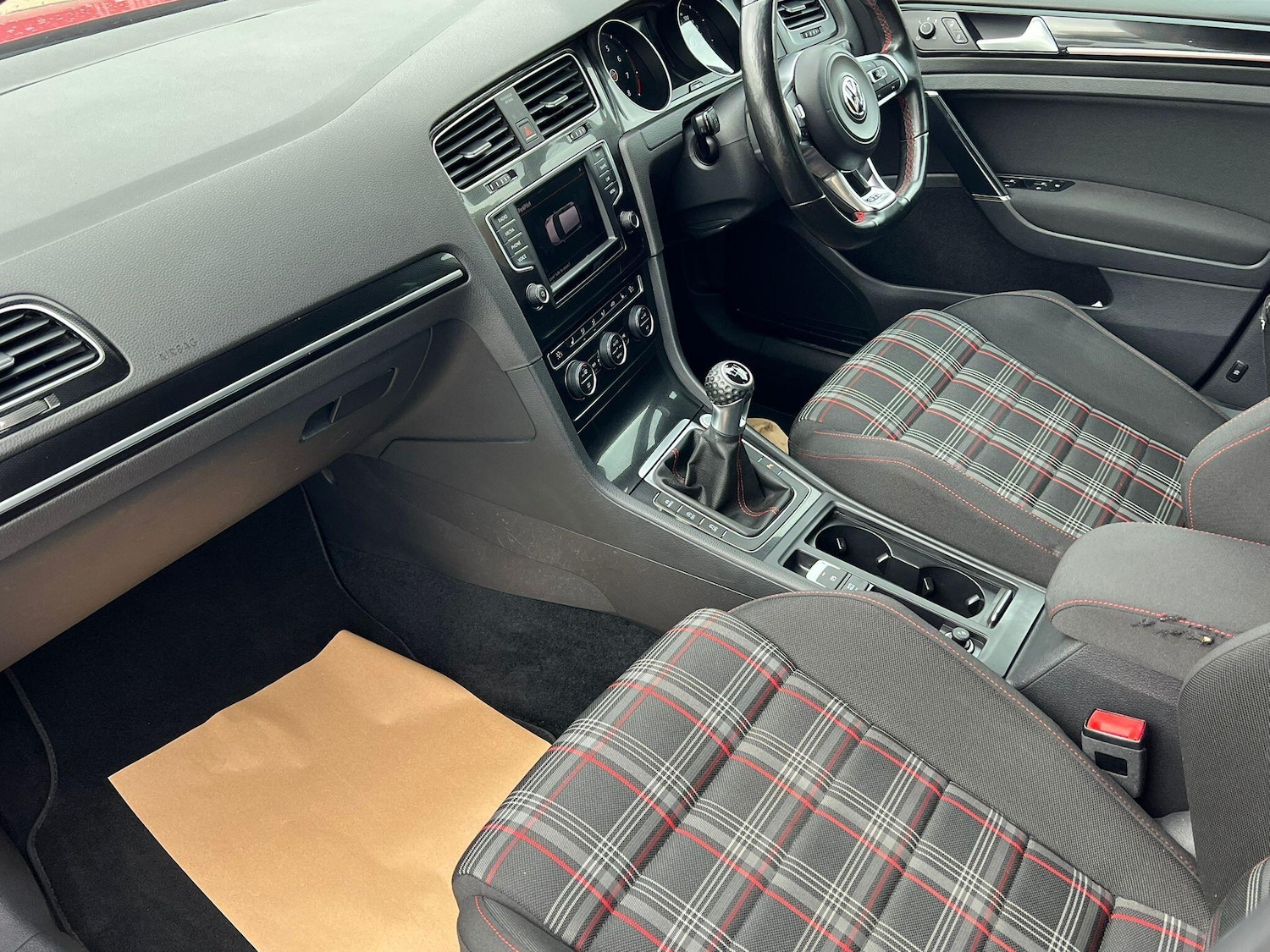 Used Volkswagen Golf 2016 for sale - 76484768: Photo 13