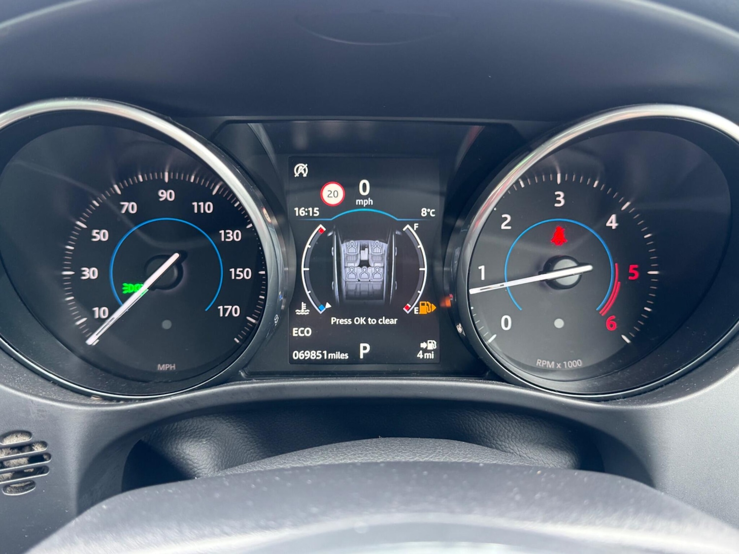 Used Jaguar F-Pace 2017 for sale - 77909342: Photo 10