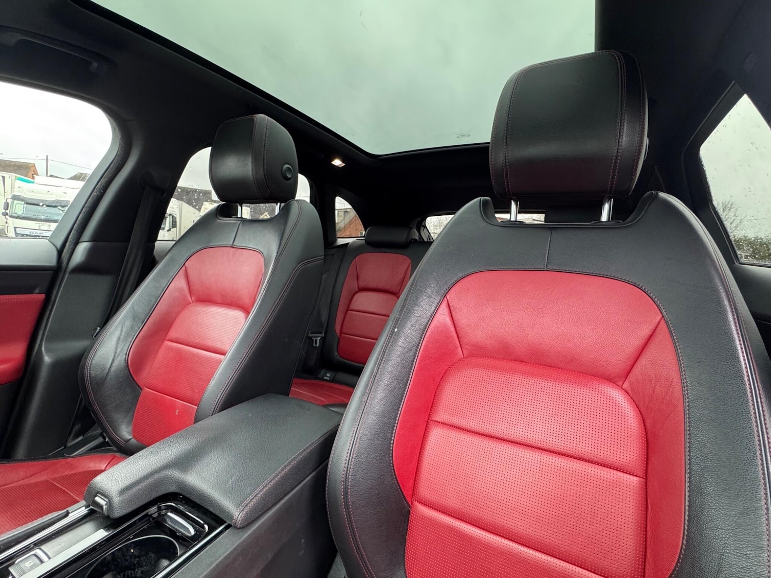 Used Jaguar F-Pace 2017 for sale - 77909342: Photo 14