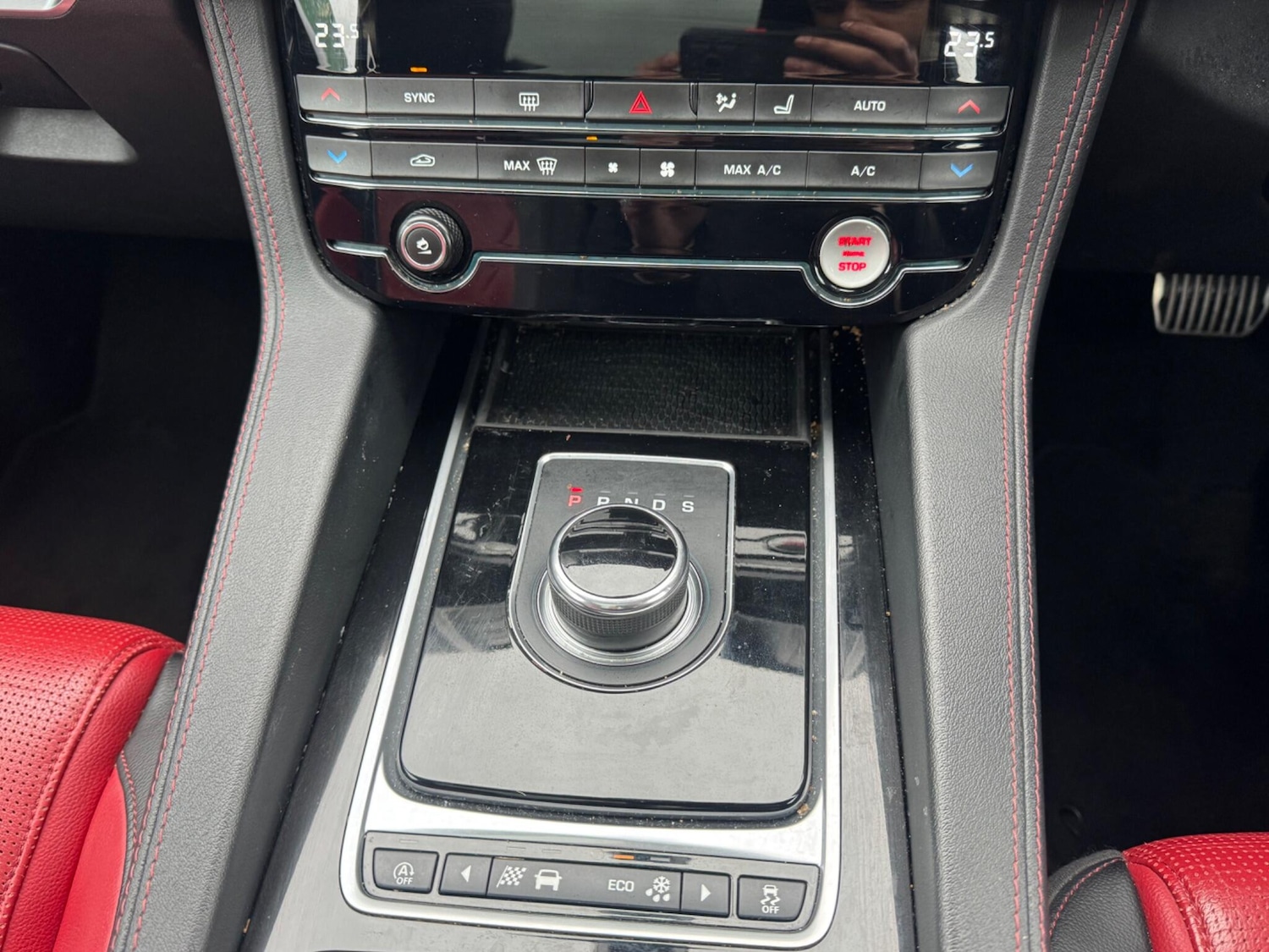 Used Jaguar F-Pace 2017 for sale - 77909342: Photo 16