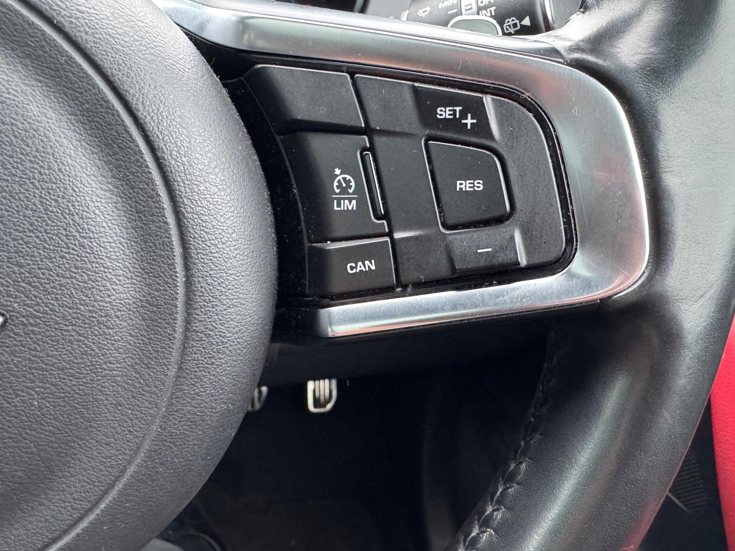 Used Jaguar F-Pace 2017 for sale - 77909342: Photo 21