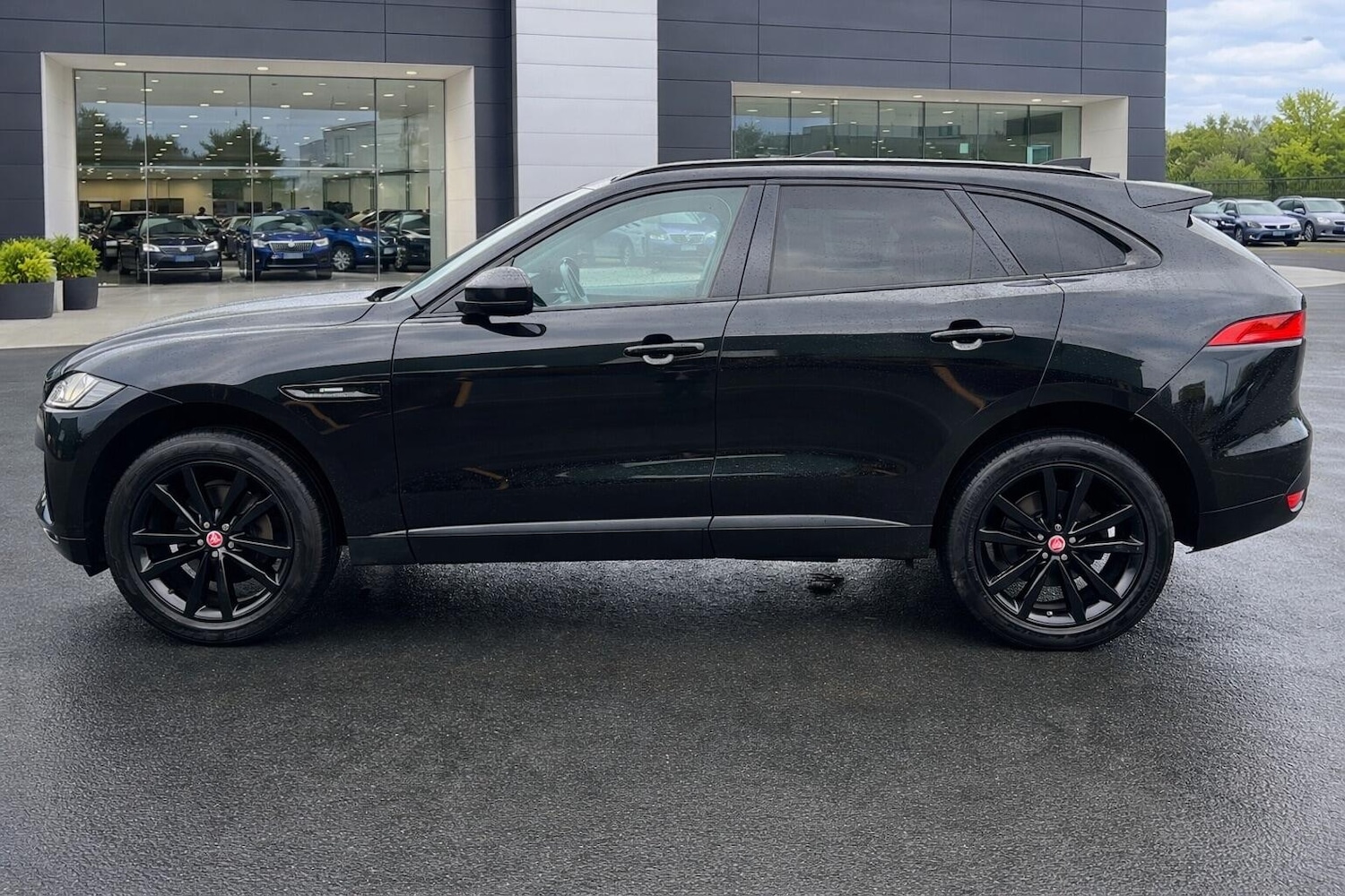 Used Jaguar F-Pace 2017 for sale - 77909342: Photo 7