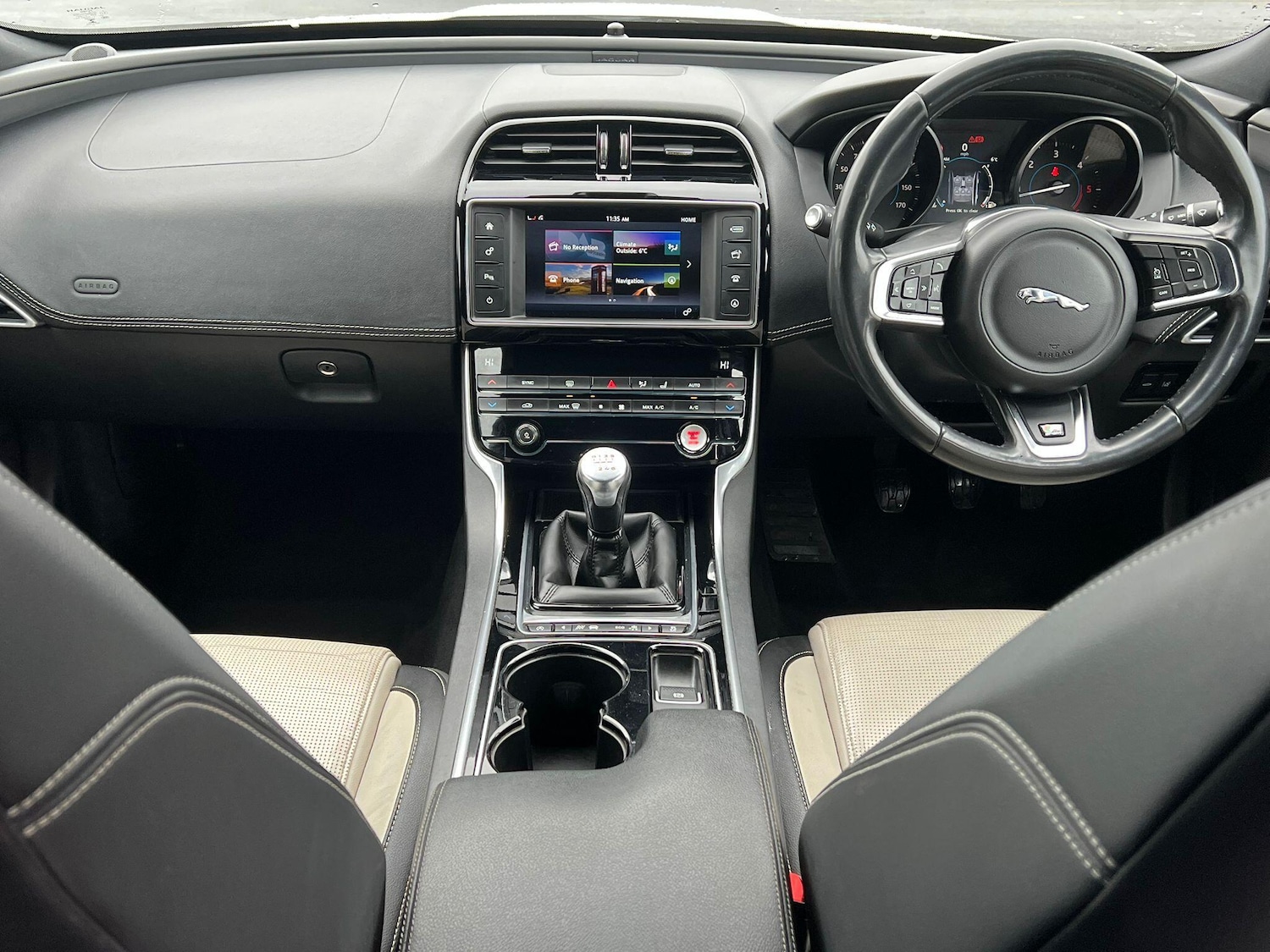 Used Jaguar XE 2017 for sale - 76666907: Photo 10