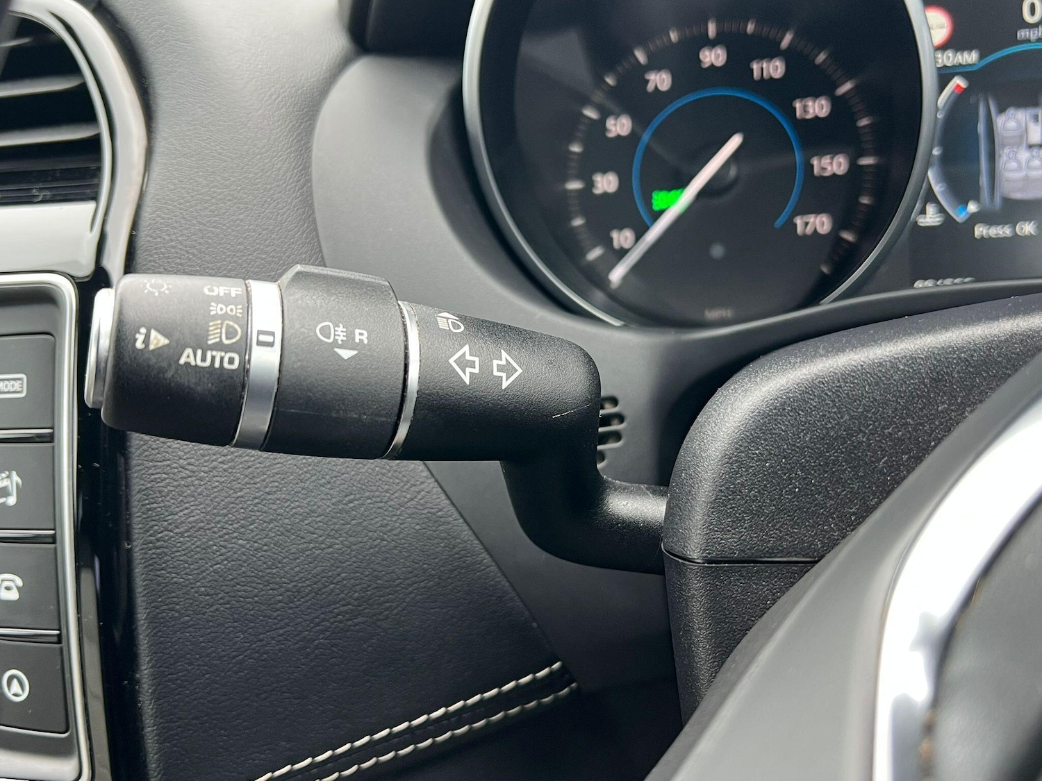 Used Jaguar XE 2017 for sale - 76666907: Photo 19