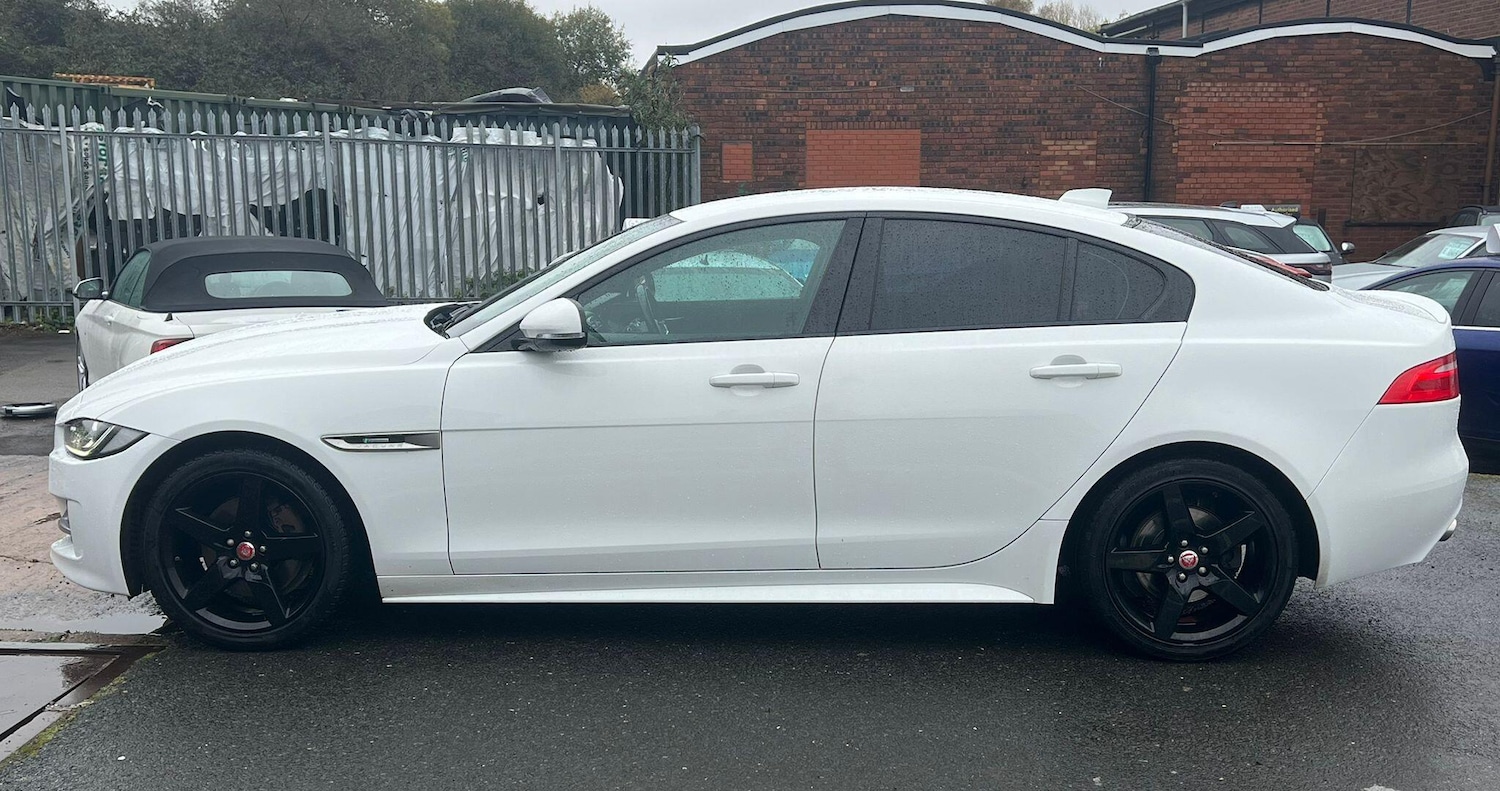 Used Jaguar XE 2017 for sale - 76666907: Photo 7