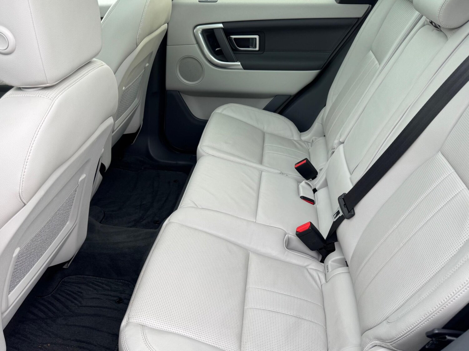 Used Land Rover Discovery Sport 2017 for sale - 77586502: Photo 13