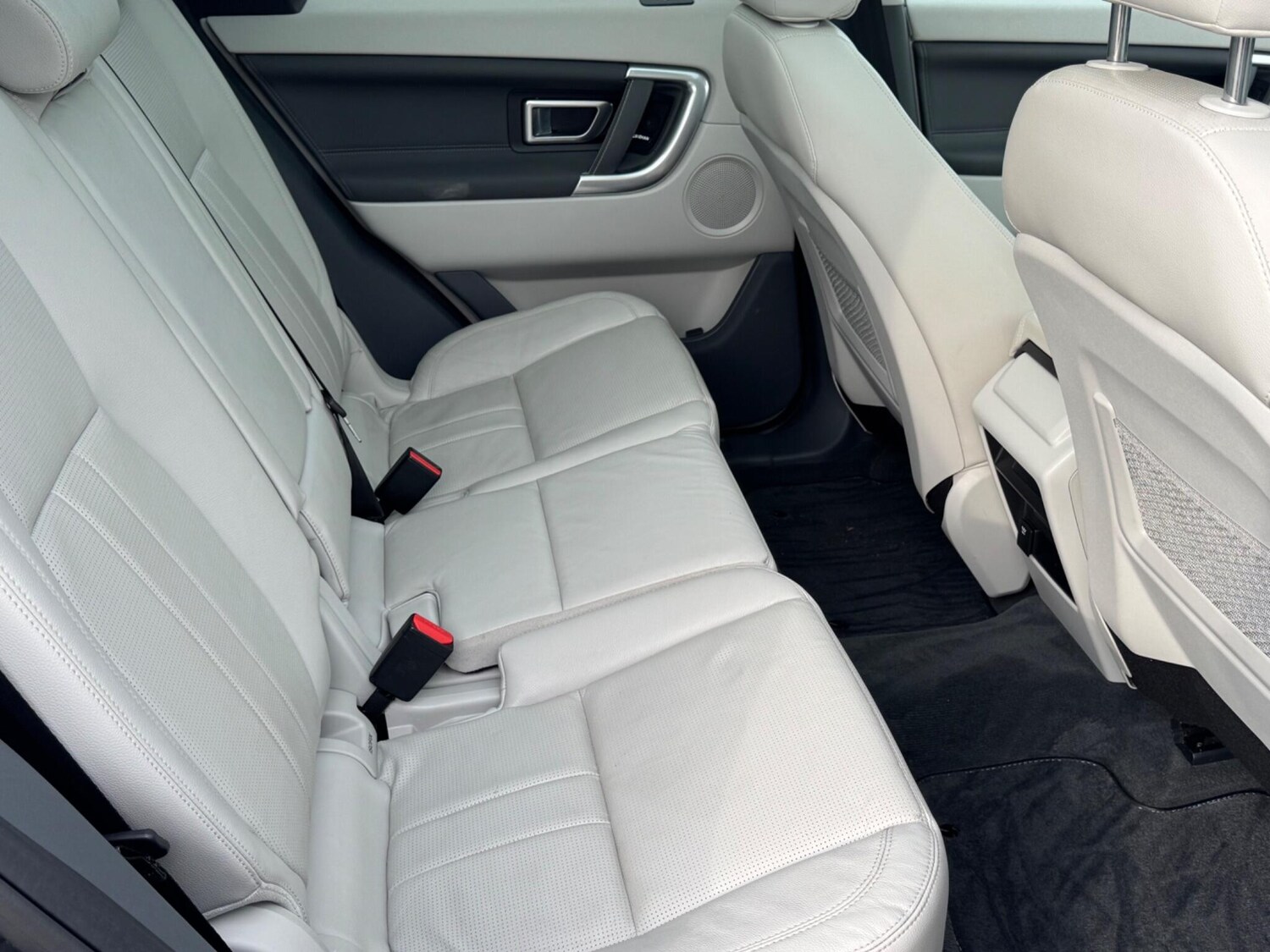 Used Land Rover Discovery Sport 2017 for sale - 77586502: Photo 14