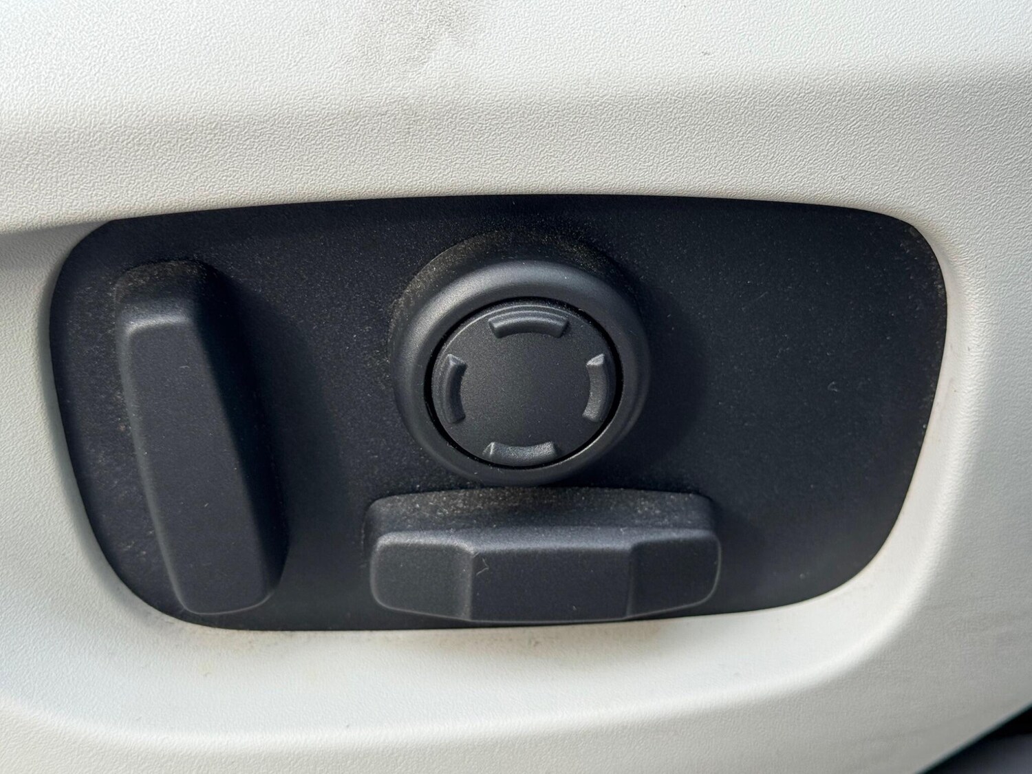 Used Land Rover Discovery Sport 2017 for sale - 77586502: Photo 28