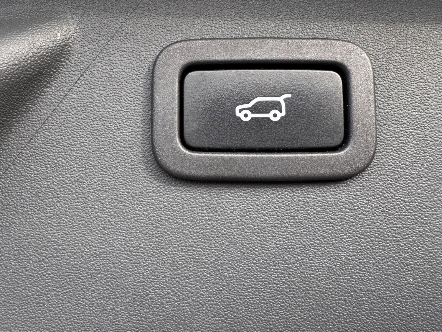 Used Land Rover Discovery Sport 2017 for sale - 77586502: Photo 32