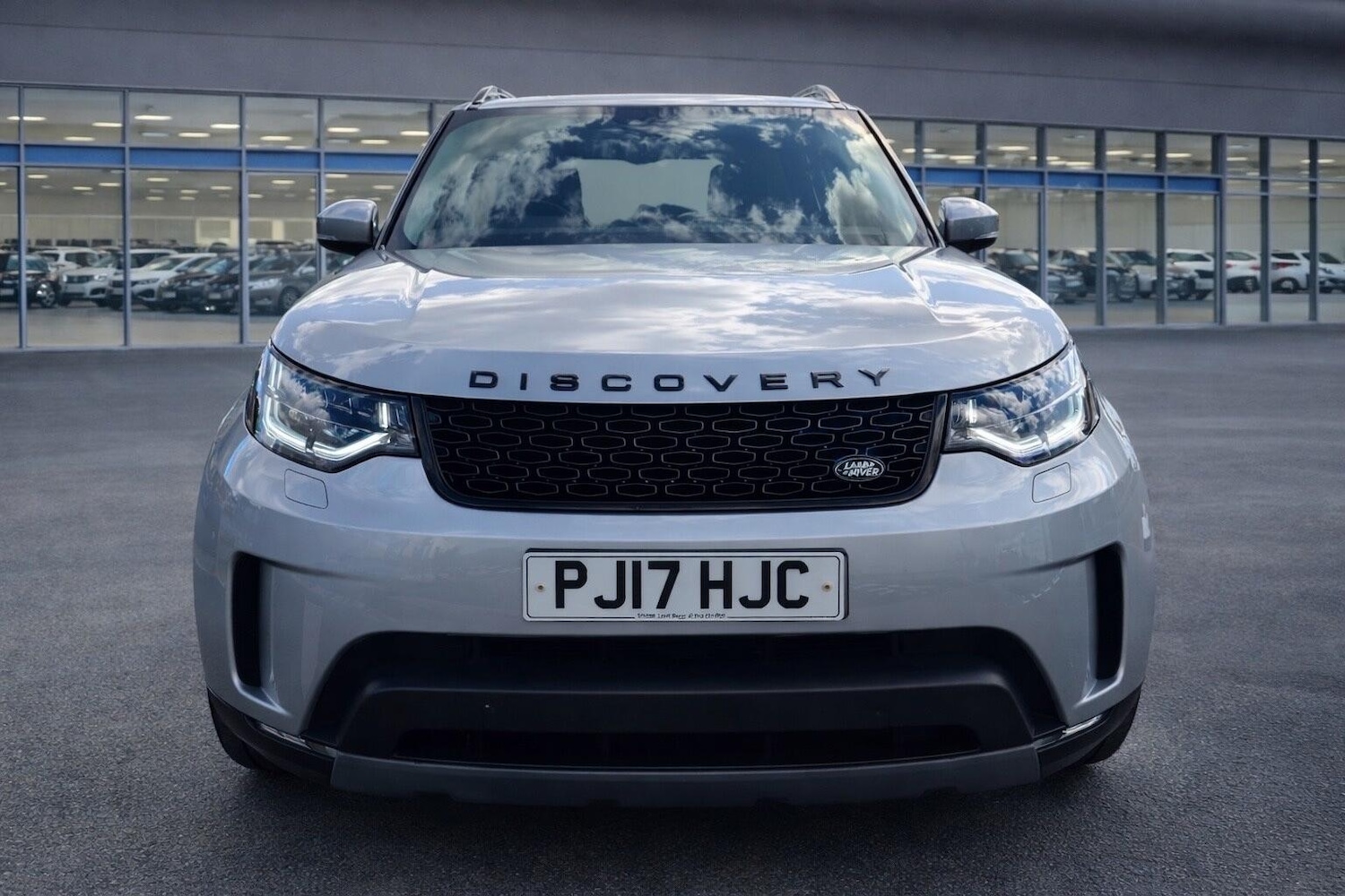 Used Land Rover Discovery 2017 for sale - 77612425: Photo 2