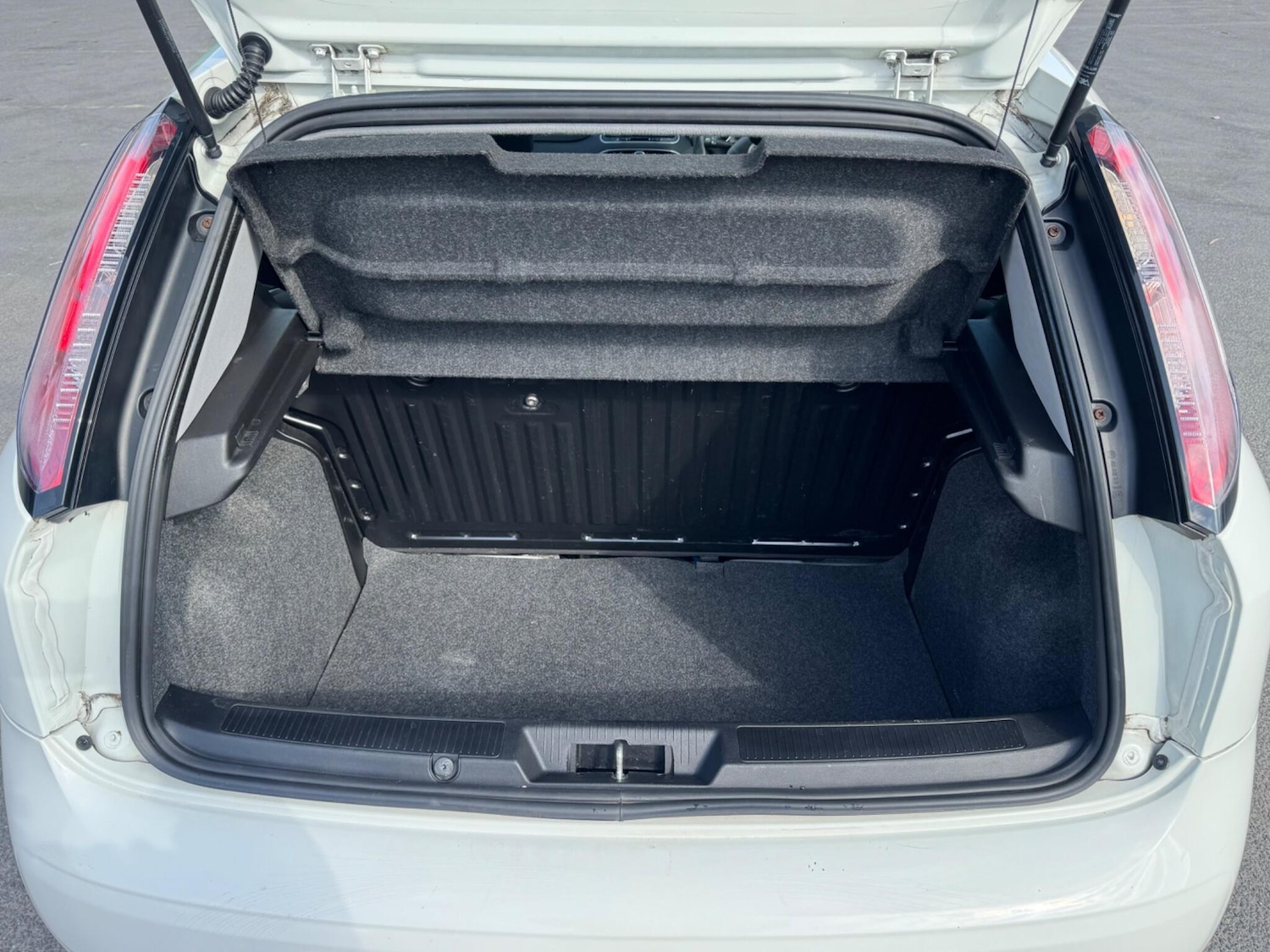 Used Fiat Punto 2014 for sale - 78115159: Photo 21