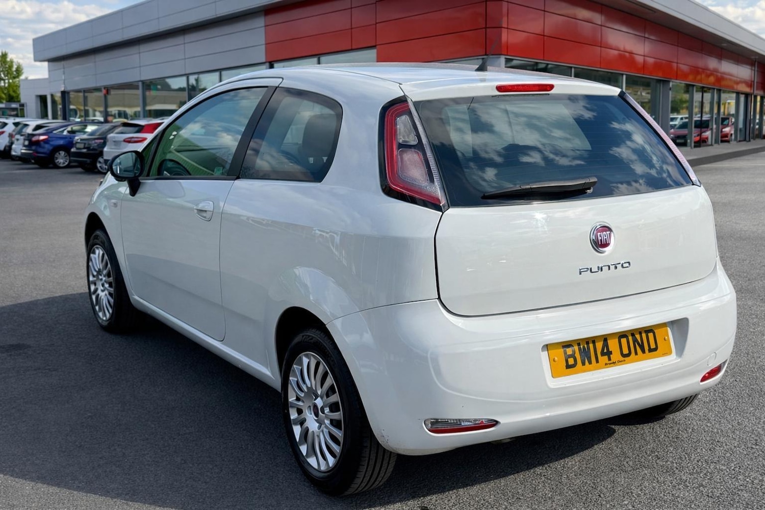 Used Fiat Punto 2014 for sale - 78115159: Photo 4