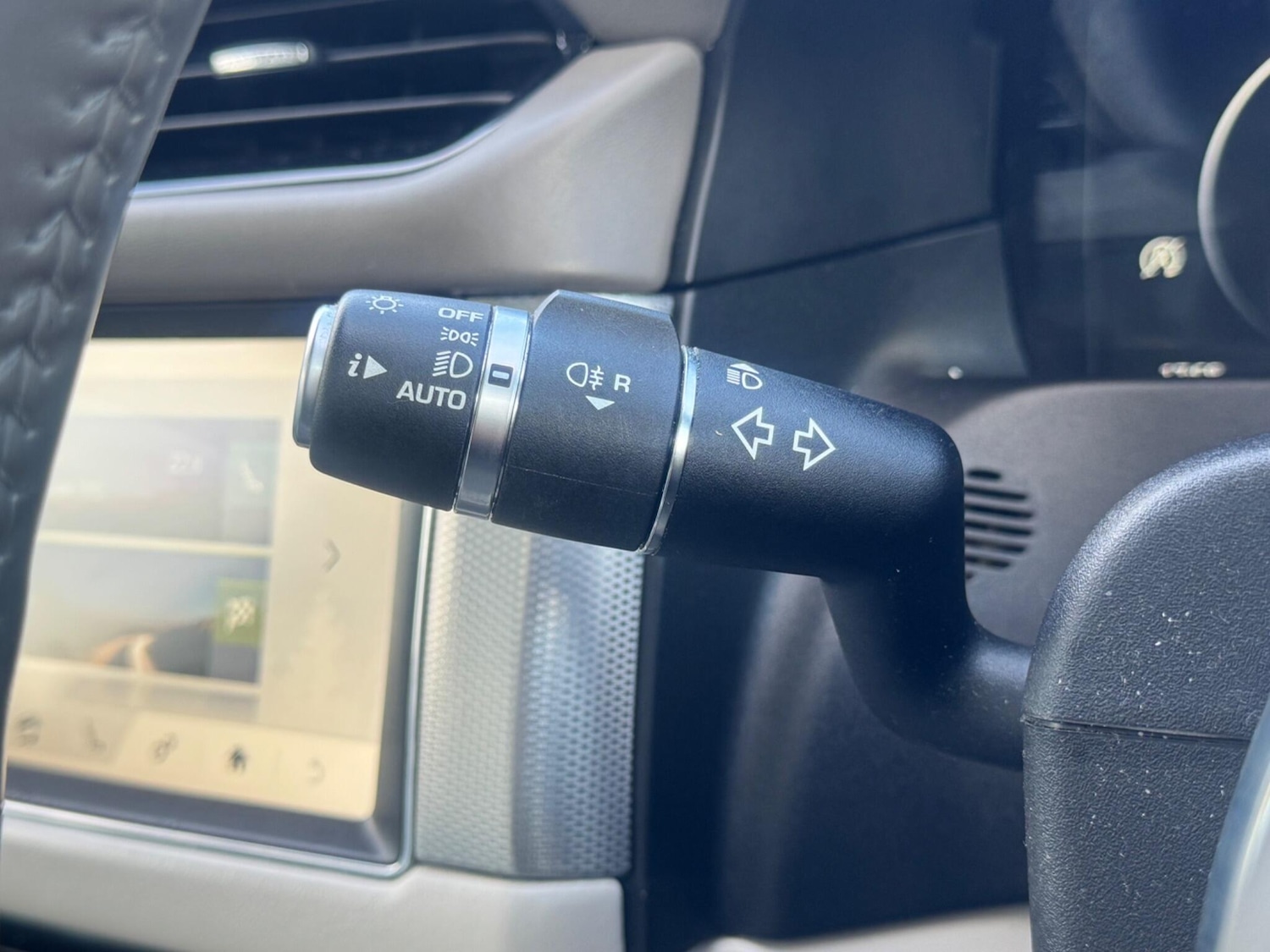 Used Jaguar XF 2017 for sale - 78086293: Photo 24