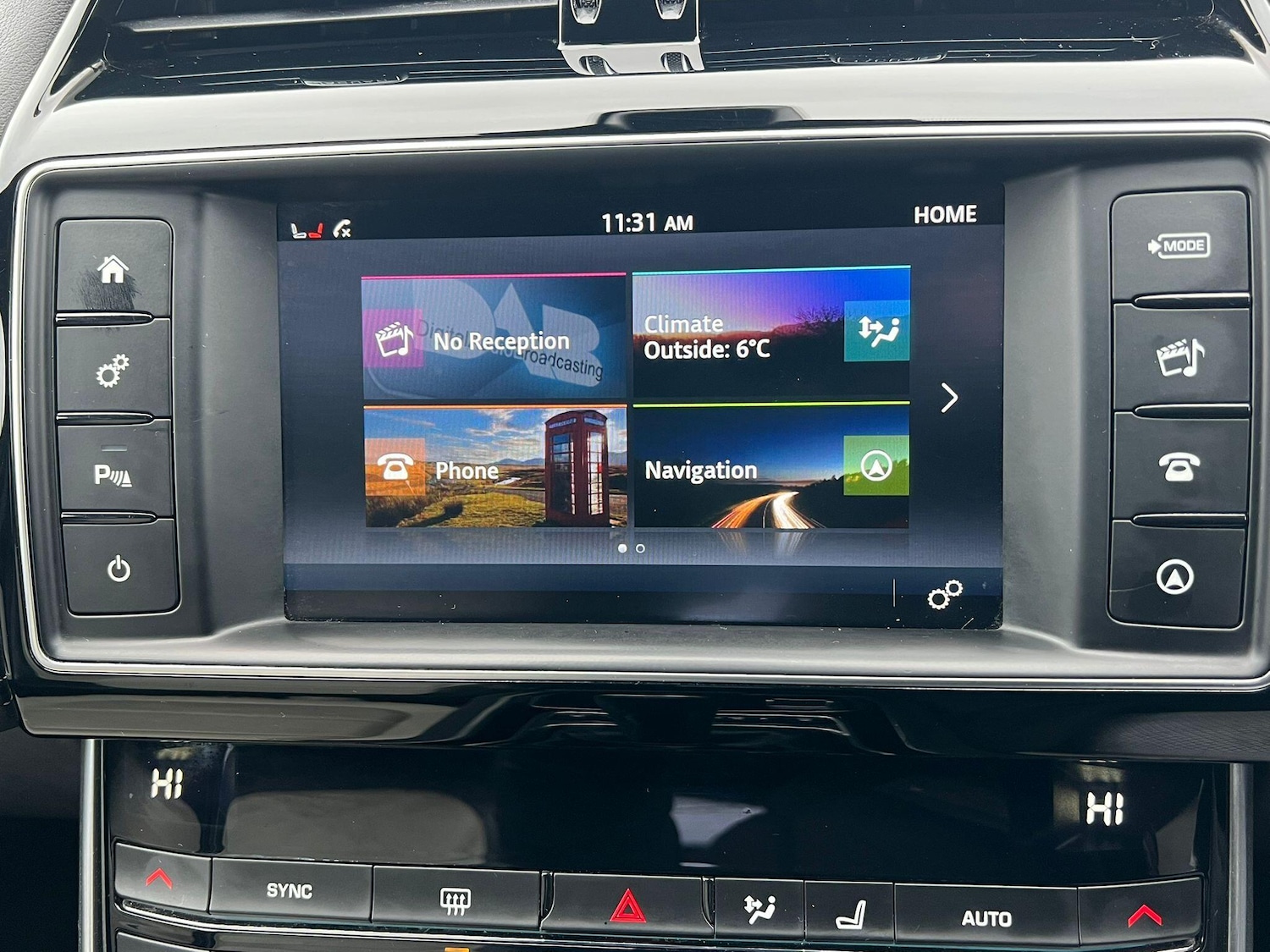 Used Jaguar XE 2017 for sale - 77066958: Photo 24