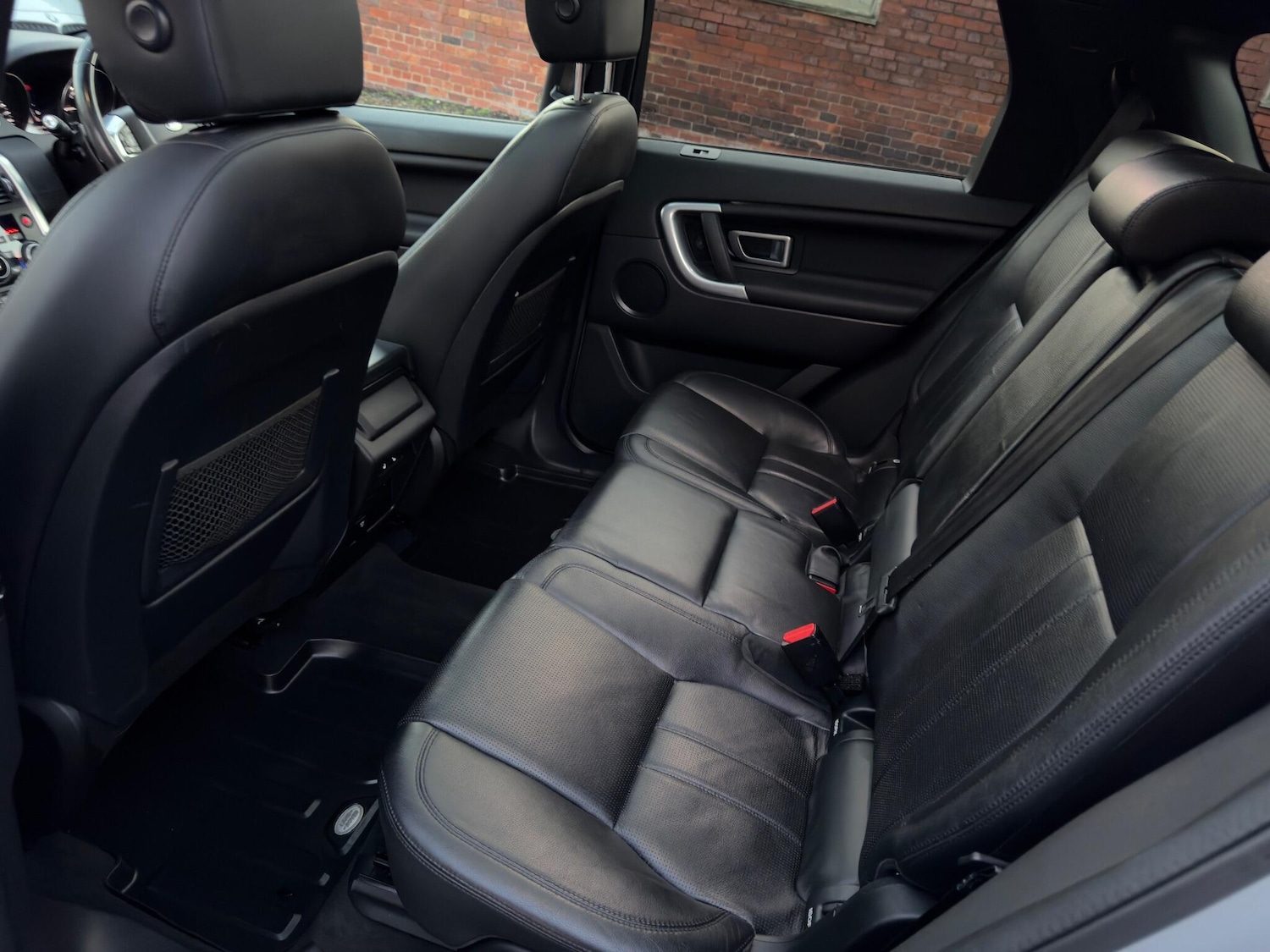 Used Land Rover Discovery Sport 2016 for sale - 76645195: Photo 13