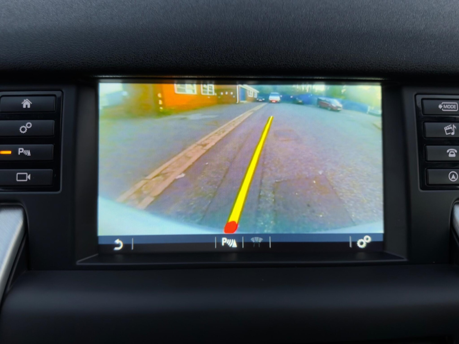 Used Land Rover Discovery Sport 2016 for sale - 76645195: Photo 24