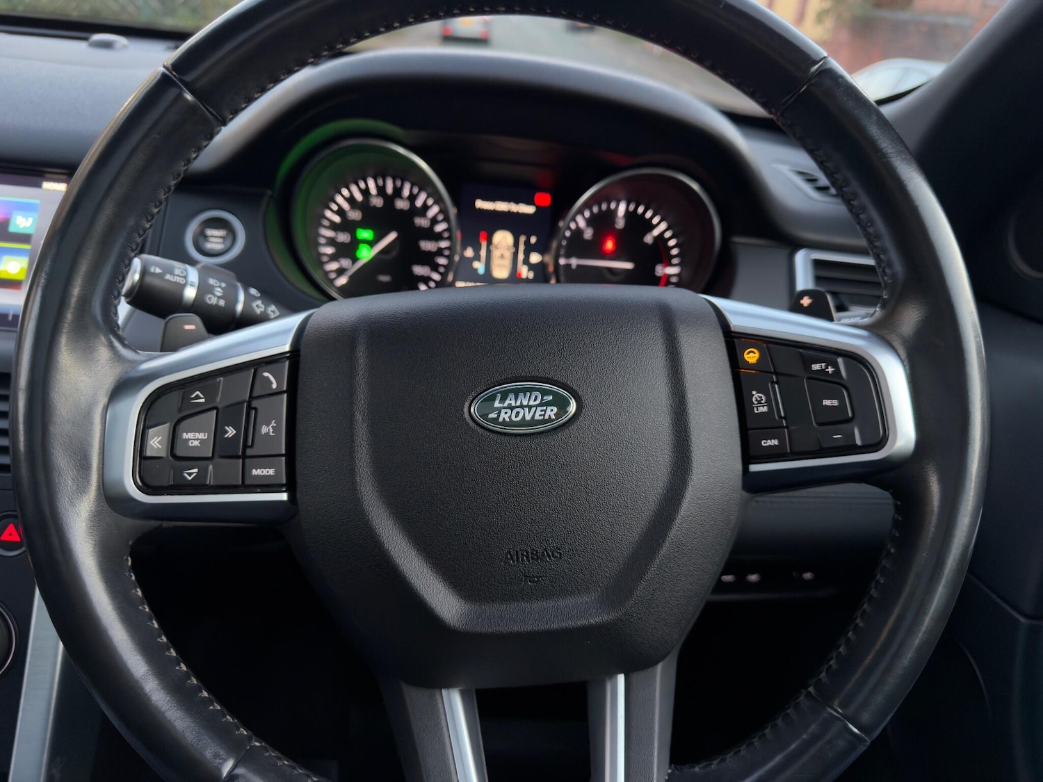 Used Land Rover Discovery Sport 2016 for sale - 76645195: Photo 29