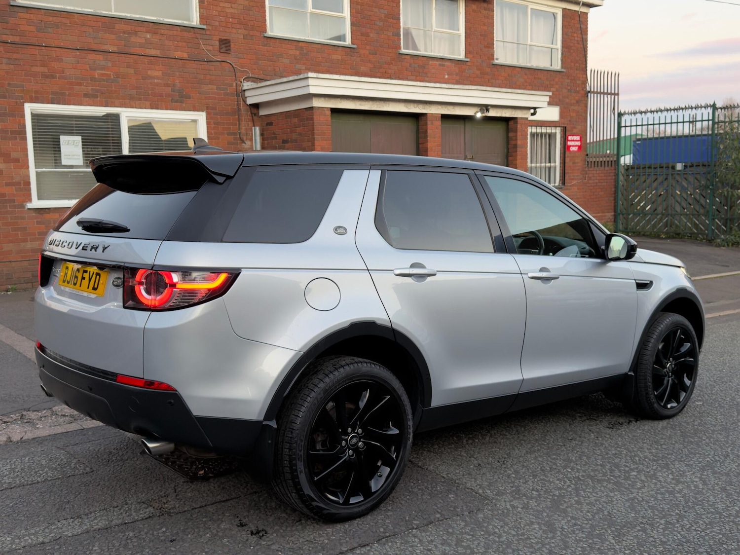 Used Land Rover Discovery Sport 2016 for sale - 76645195: Photo 8