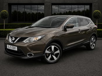 Used Nissan Qashqai 2015 for sale - 79820584: Photo