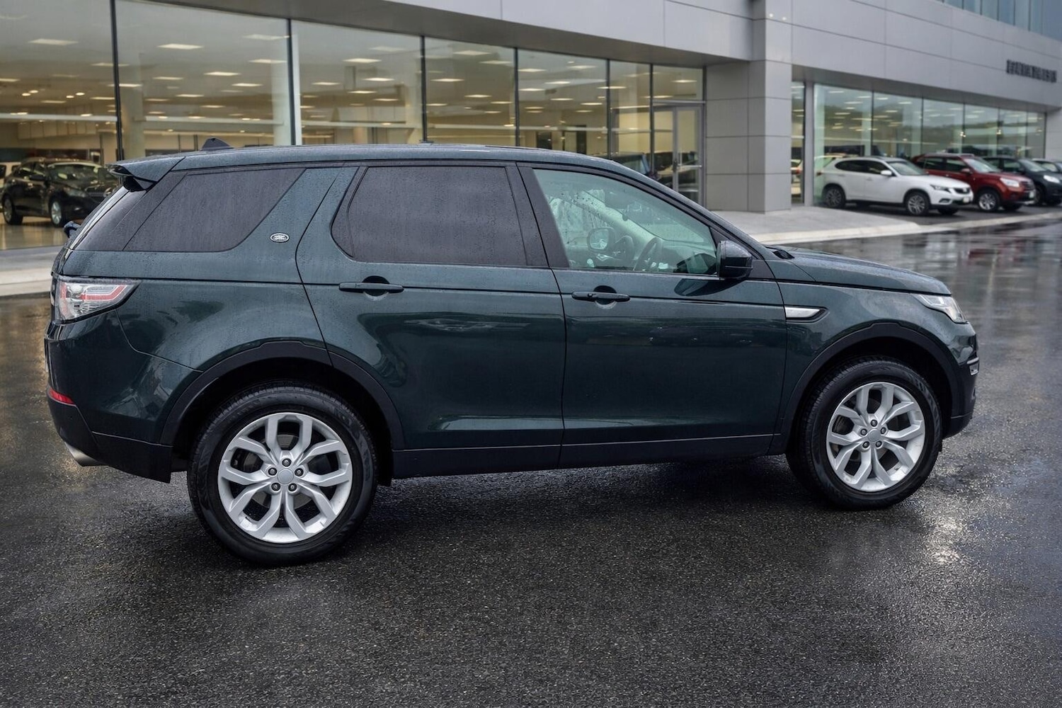 Used Land Rover Discovery Sport 2015 for sale - 77612765: Photo 3