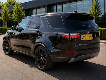 Used Land Rover Discovery 2017 for sale - 79093535: Photo