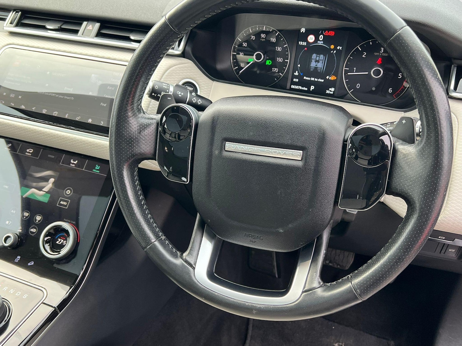 Used Land Rover Range Rover Velar 2017 for sale - 76714756: Photo 11