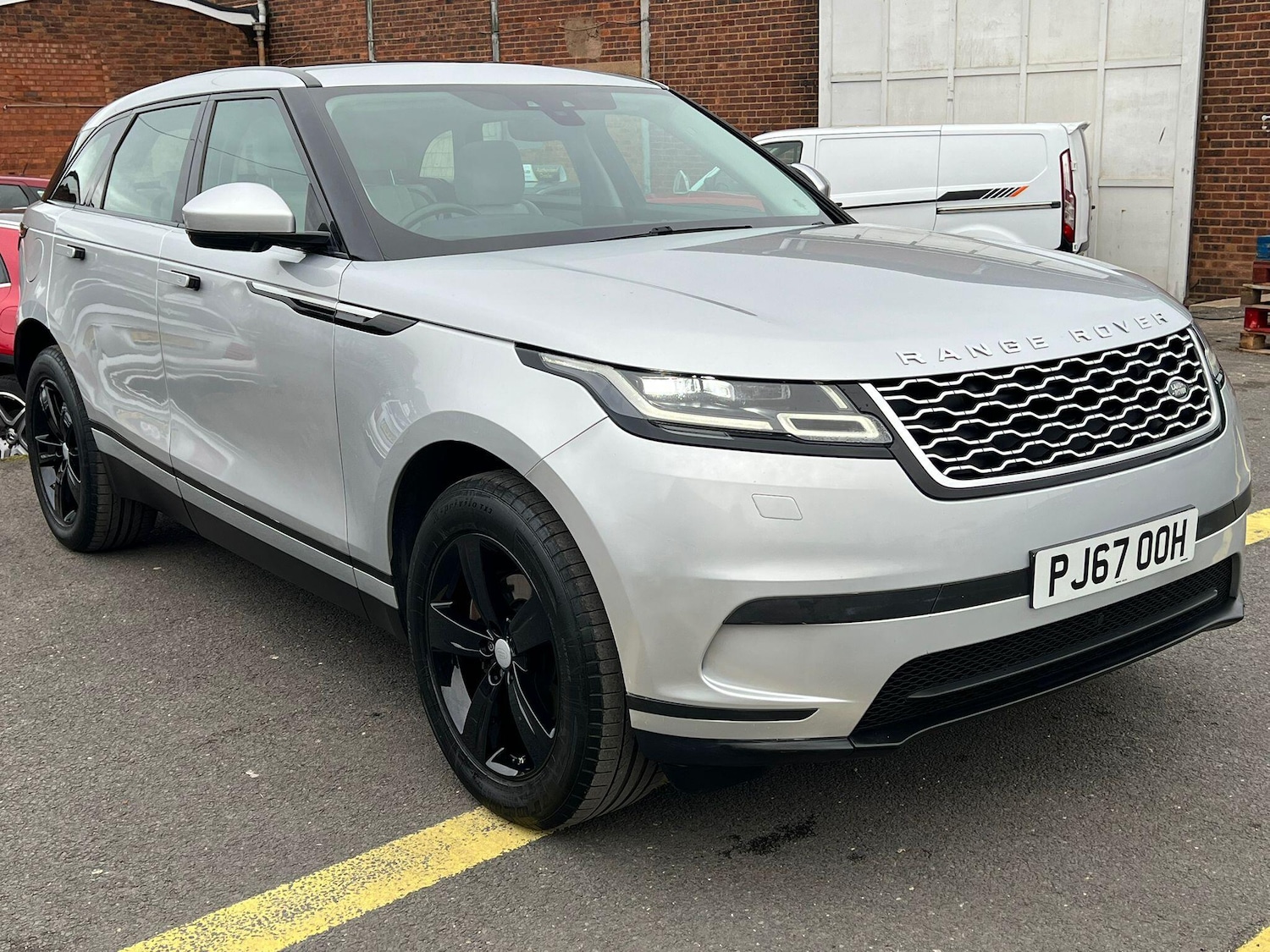 Used Land Rover Range Rover Velar 2017 for sale - 76714756: Photo 3