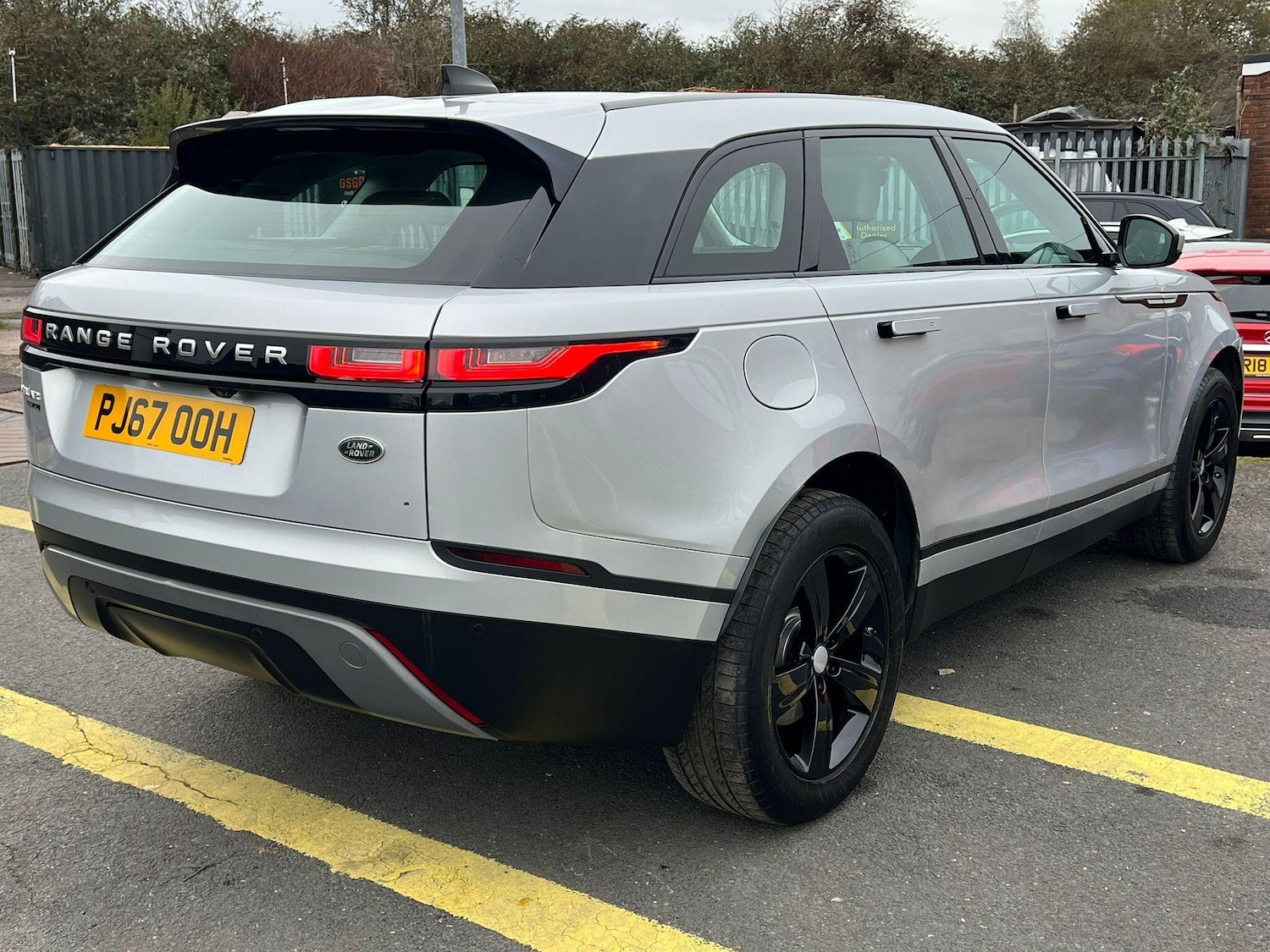 Used Land Rover Range Rover Velar 2017 for sale - 76714756: Photo 6