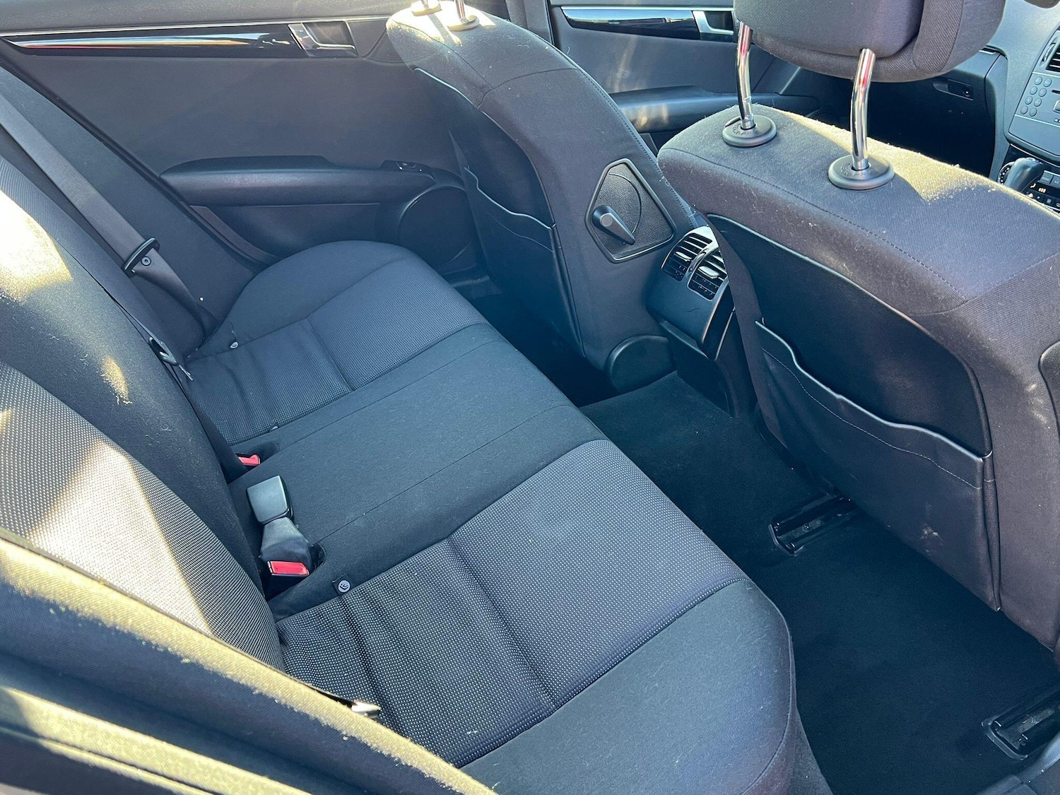 Used Mercedes-Benz C Class 2010 for sale - 76658967: Photo 15