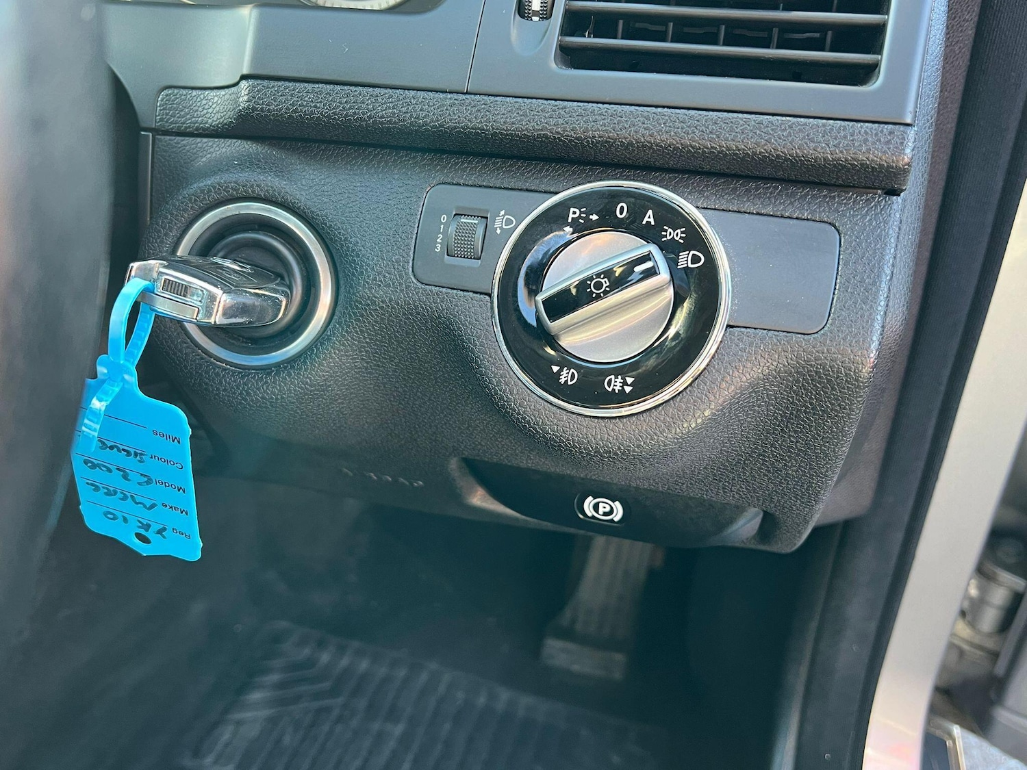 Used Mercedes-Benz C Class 2010 for sale - 76658967: Photo 17