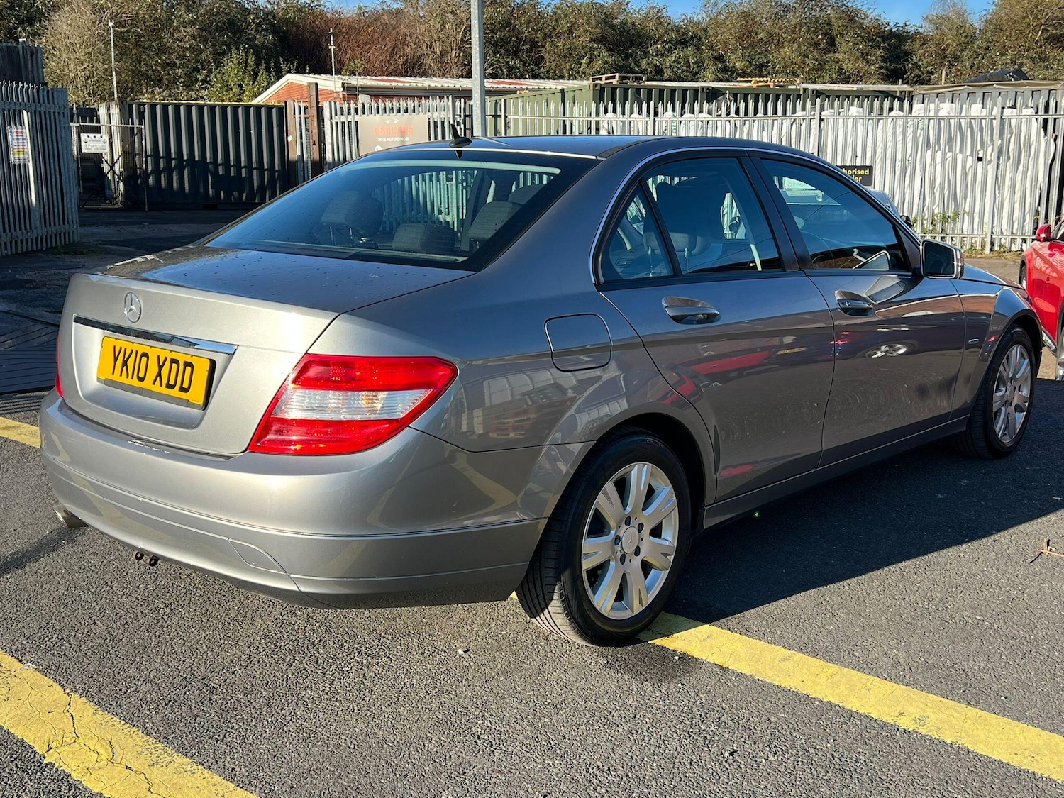 Used Mercedes-Benz C Class 2010 for sale - 76658967: Photo 6