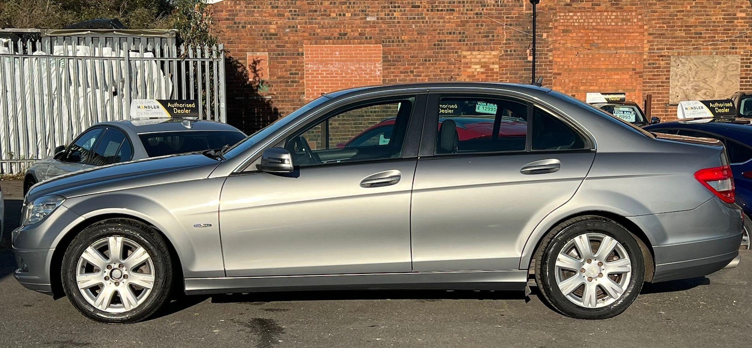 Used Mercedes-Benz C Class 2010 for sale - 76658967: Photo 7