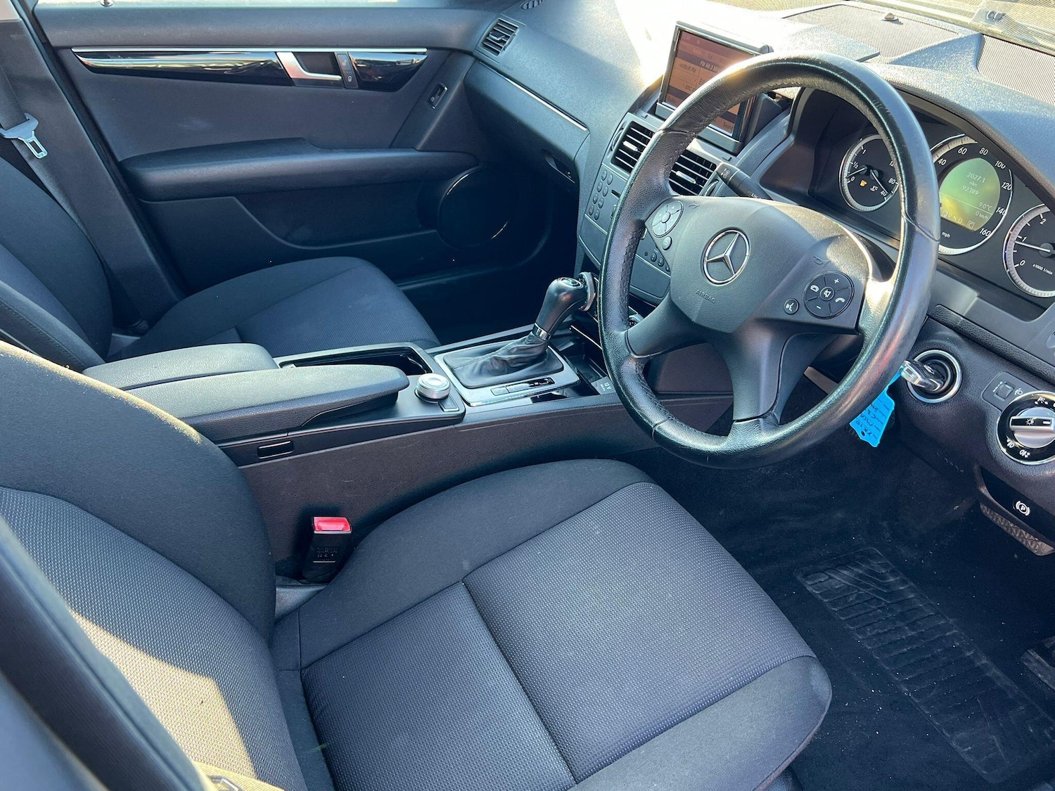 Used Mercedes-Benz C Class 2010 for sale - 76658967: Photo 9