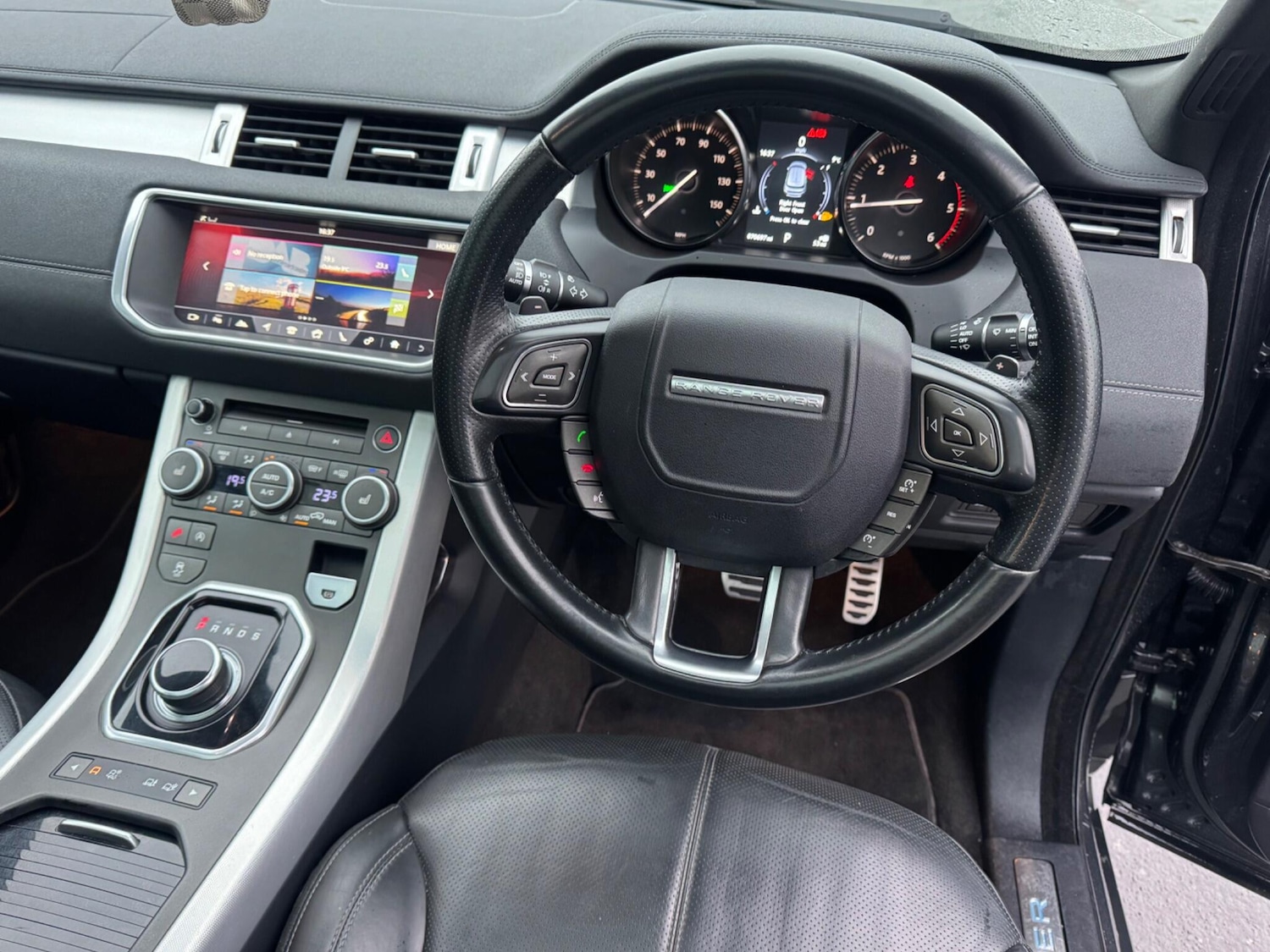 Used Land Rover Range Rover Evoque 2016 for sale - 77695638: Photo 10