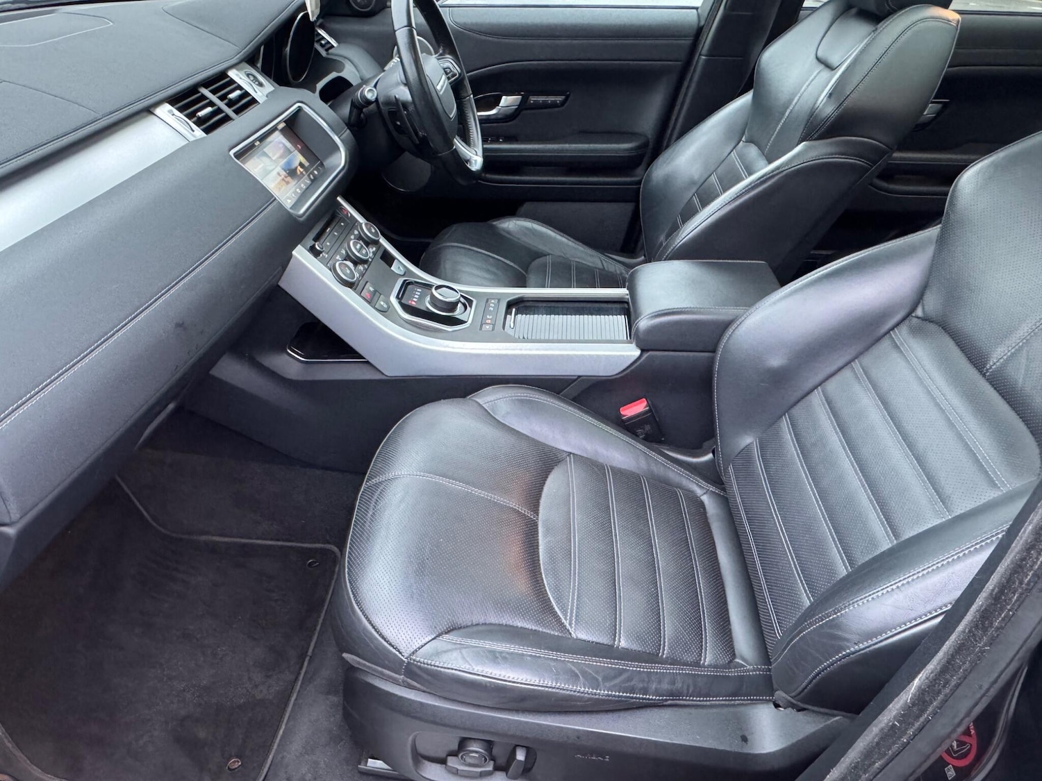 Used Land Rover Range Rover Evoque 2016 for sale - 77695638: Photo 14