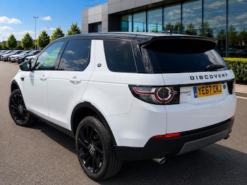 Used Land Rover Discovery Sport 2017 for sale - 78911318: Photo