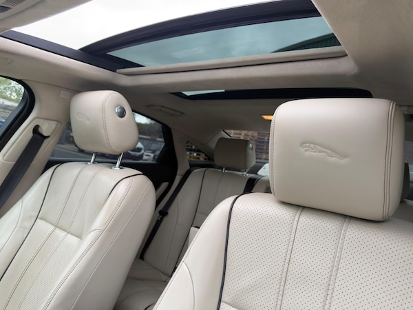Used Jaguar XJ 2014 for sale - 76214509: Photo 15