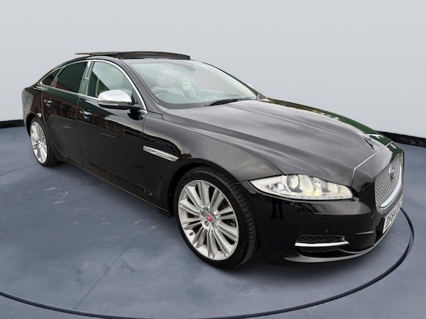 Used Jaguar XJ 2014 for sale - 76214509: Photo 8