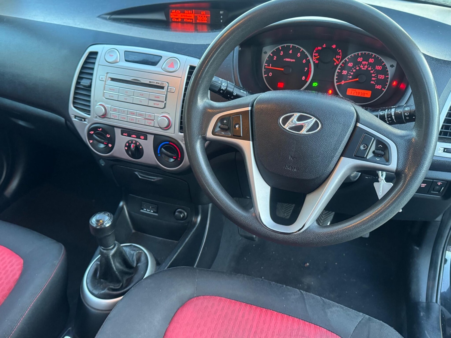 Used Hyundai i20 2010 for sale - 77358506: Photo 10