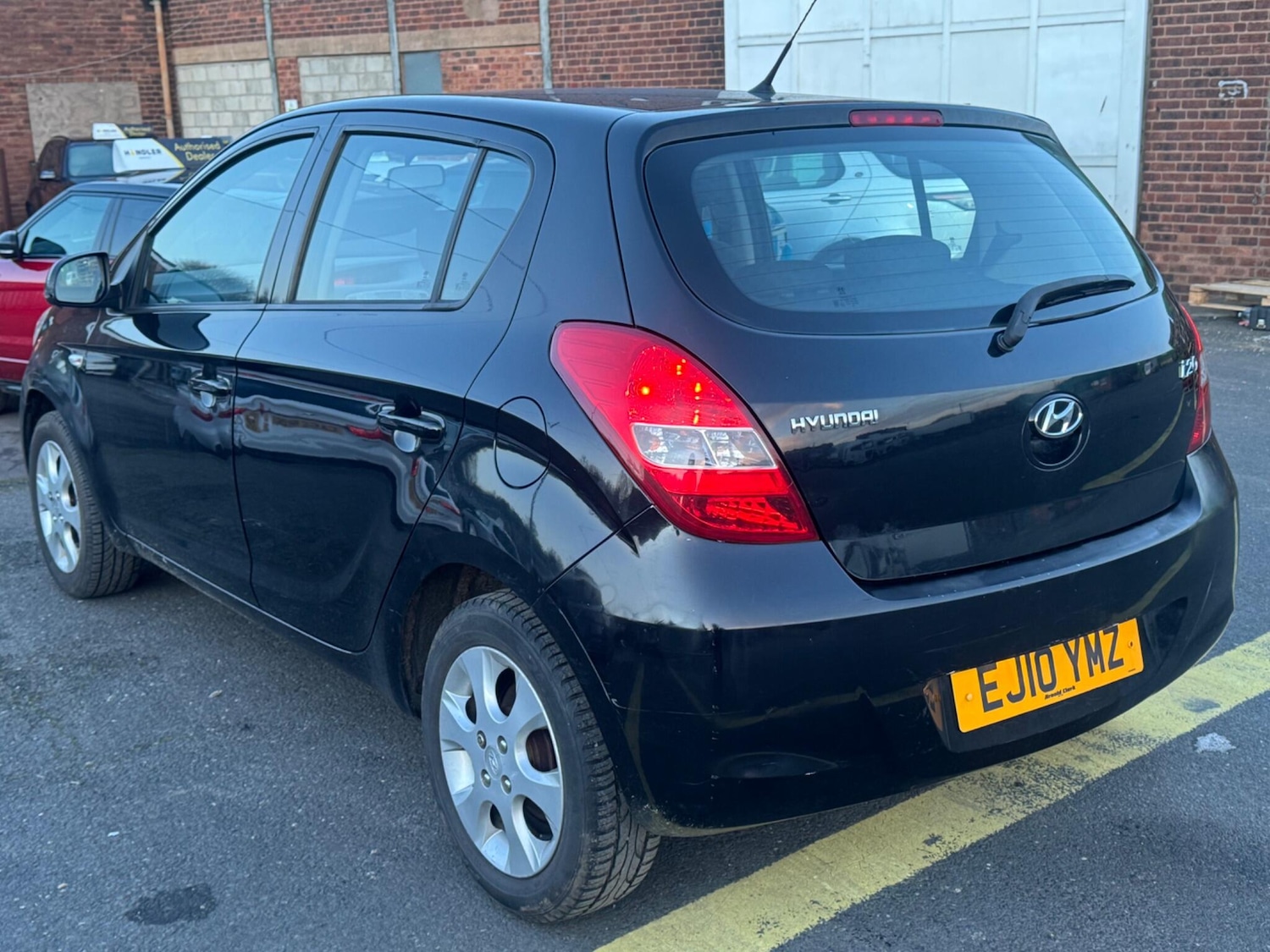 Used Hyundai i20 2010 for sale - 77358506: Photo 4