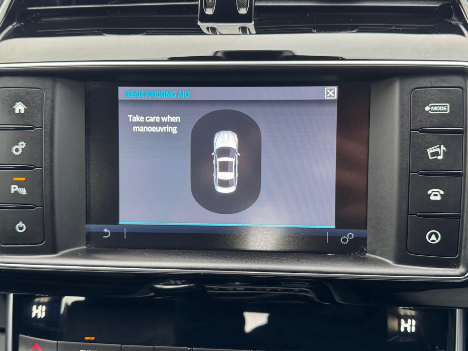 Used Jaguar XE 2016 for sale - 76824785: Photo 16