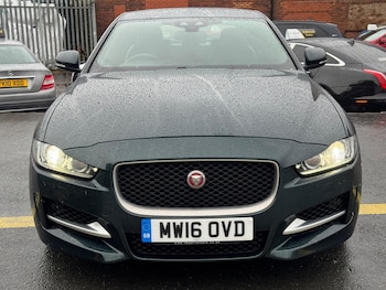 Used Jaguar XE 2016 for sale - 76824785: Photo