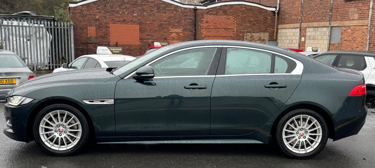 Used Jaguar XE 2016 for sale - 76824785: Photo 8