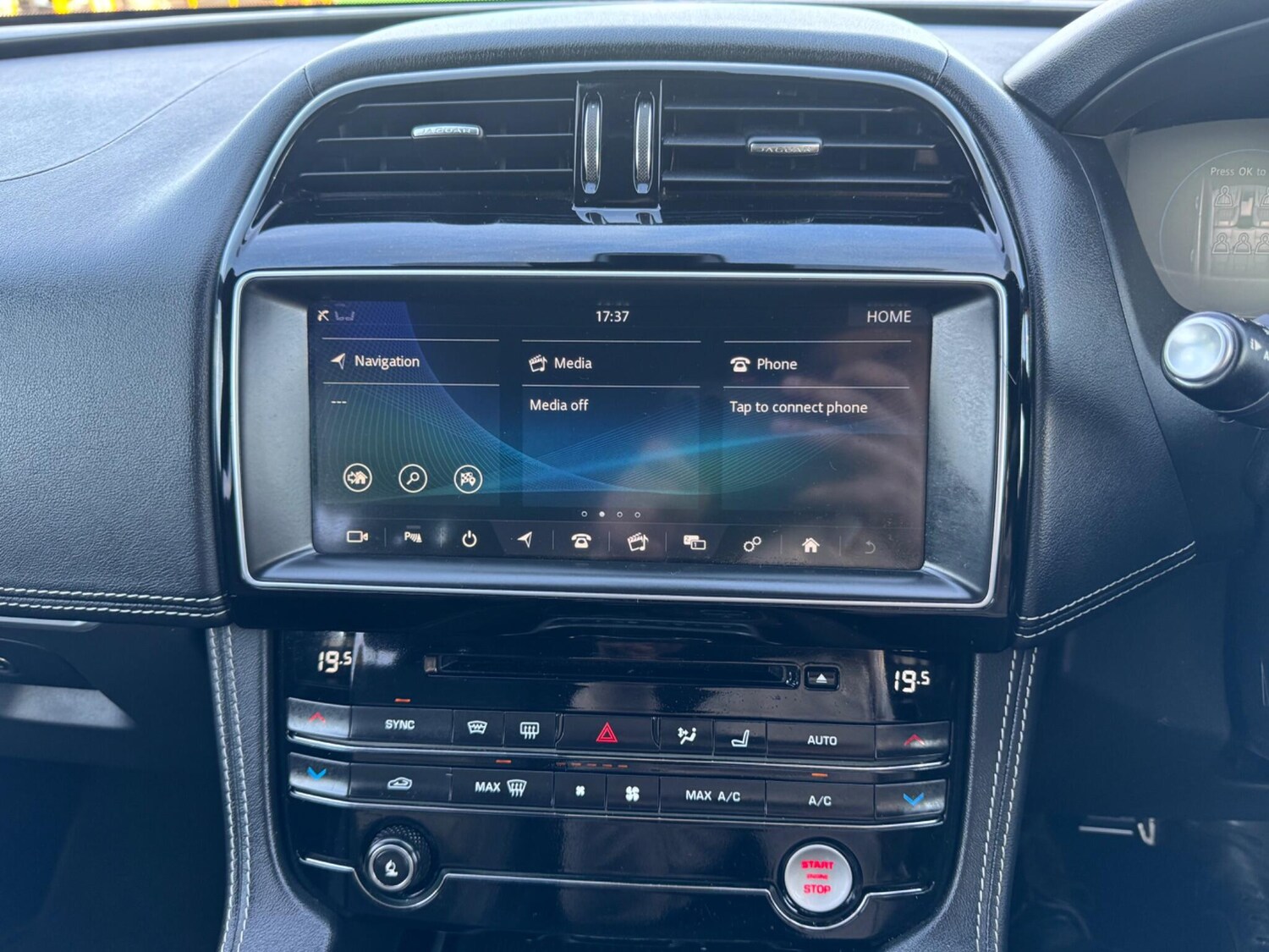 Used Jaguar F-Pace 2017 for sale - 78170340: Photo 22