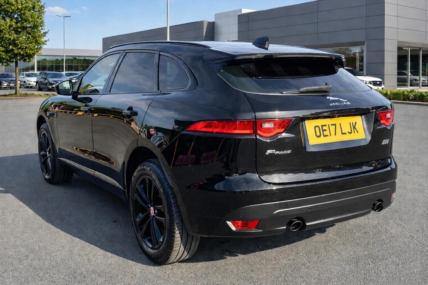 Used Jaguar F-Pace 2017 for sale - 78170340: Photo 6